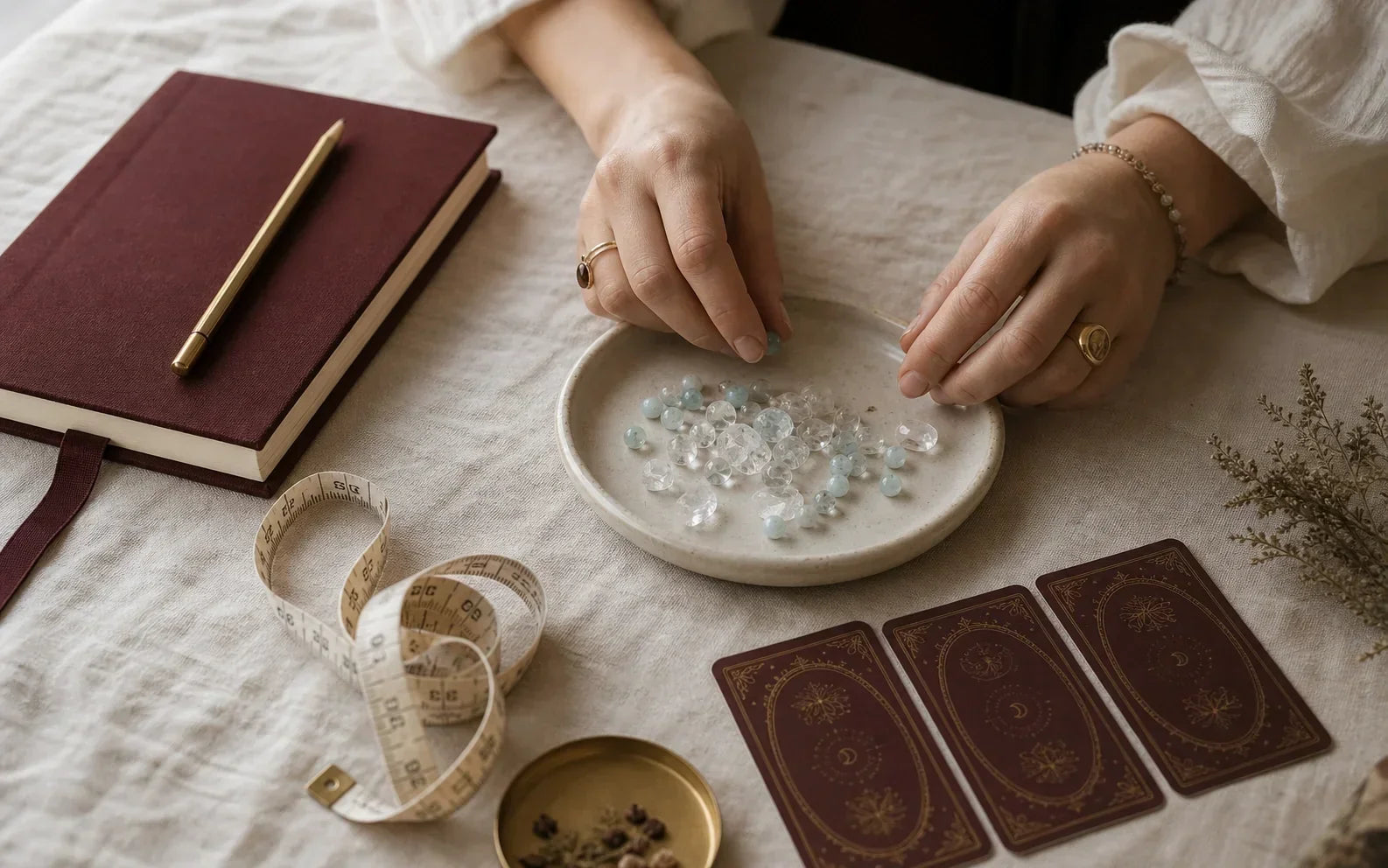 How Can a Custom Crystal Bracelet With a Tarot Reading Help Fix Your Vibe?
